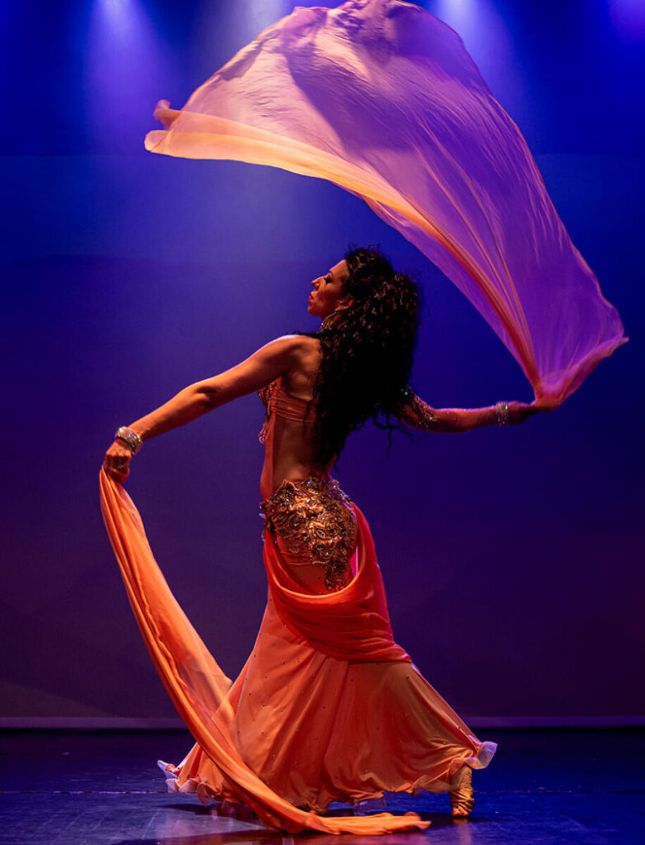 serena_boselli_bellydancer_cont16